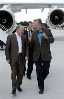 Bush, Putin far apart on policy