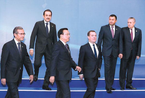 SCO urged to cut trade barriers