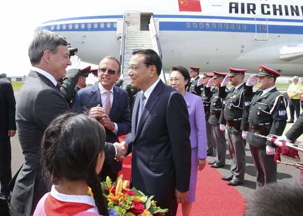 Chinese premier arrives in Brussels for China-EU leaders' meeting