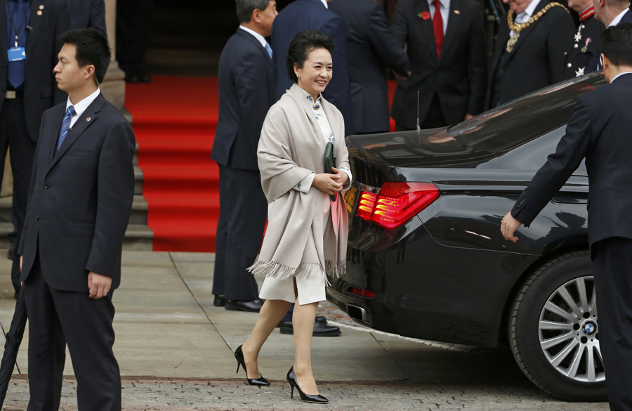 First Lady's wardrobe during UK visit