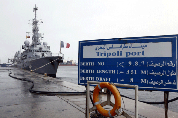 French warships in Libya to train navy