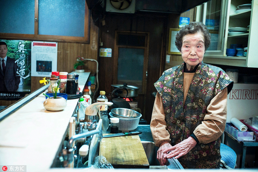 From bars to shops, seniors working in Tokyo