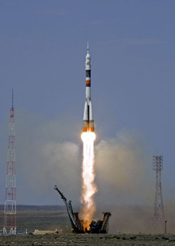 Russia capsule blasts off for space station