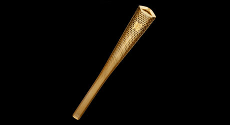 London 2012 unveils Olympic Torch design