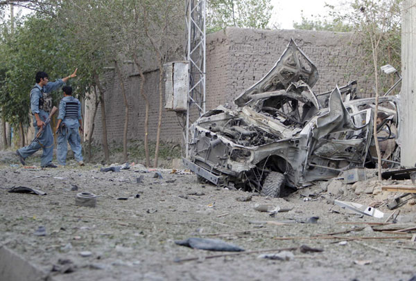 Roadside bomb kills 1 in Afghanistan