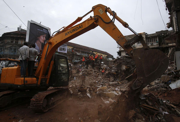 Mumbai building collapse kills 5