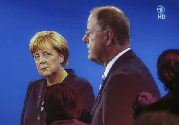 Merkel in TV debate with rival before election