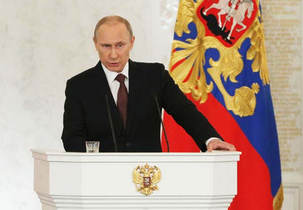 Putin defends Crimea vote, blasts West