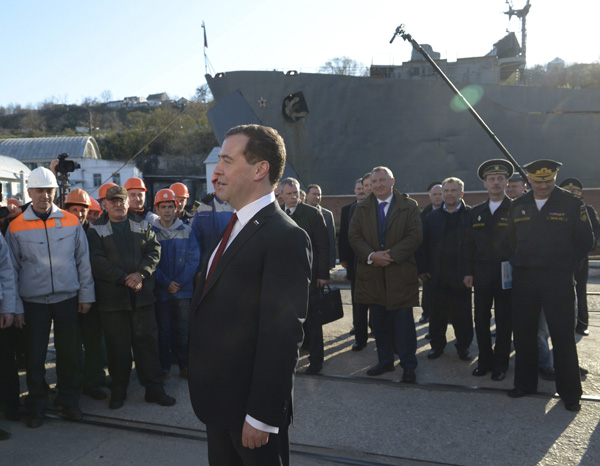 Russian PM Medvedev visits Crimea