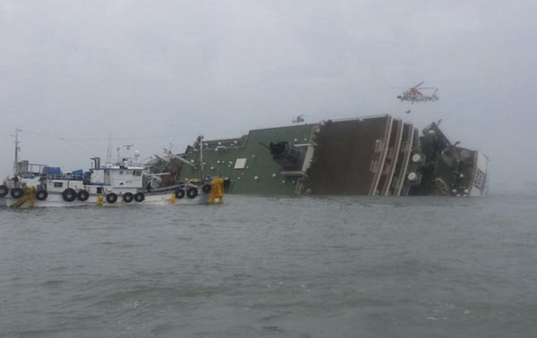 6 dead, 284 missing after ROK ferry sinks