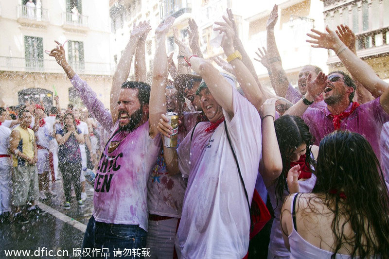 San Fermin festival kicks off in Pamplona, Spain