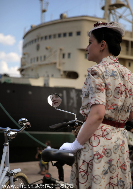 Treat yourself with vintage at St. Petersburg Tweed Run