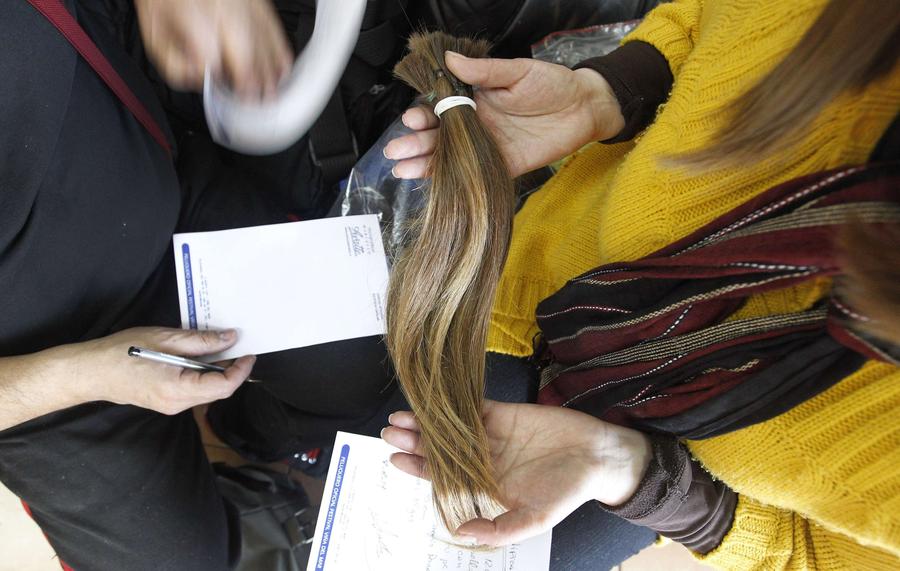 Wigs help cancer patients regain confidence