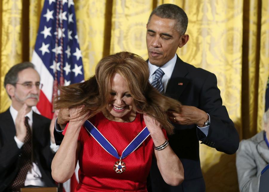 Obama awards Medal of Freedom to 18