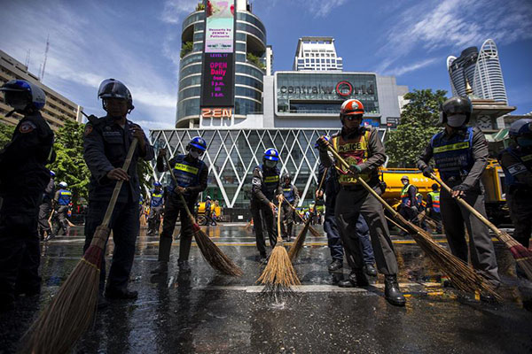 7 Chinese confirmed killed in Bangkok