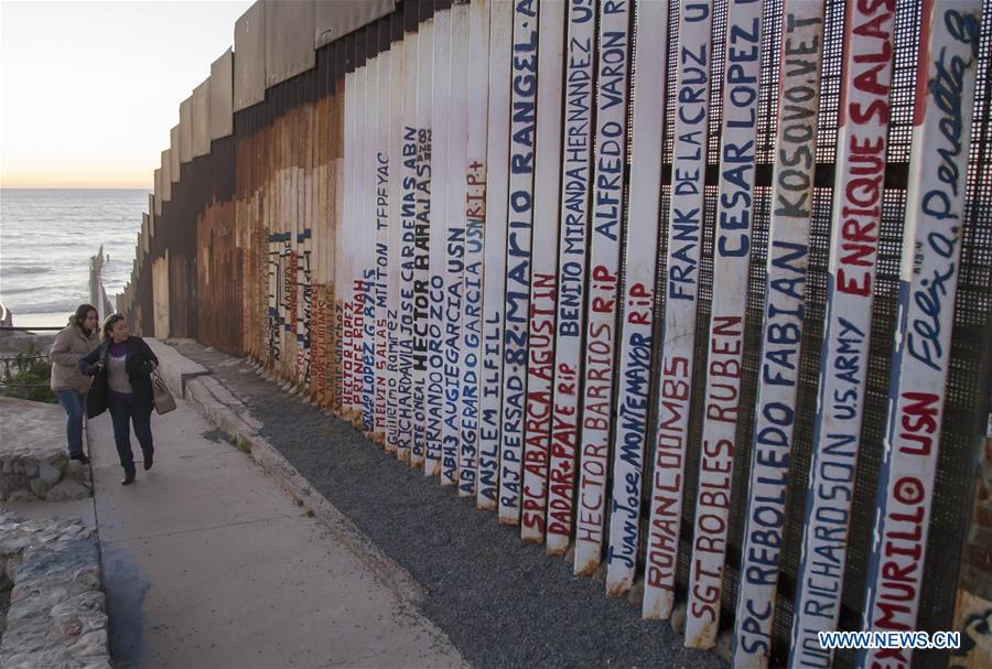 Mexican minister lambastes Trump's plans to make Mexico pay for wall