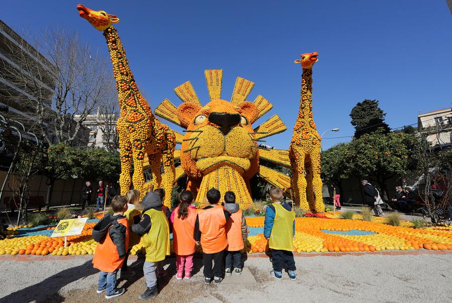 Lemon festival brings Broadway to France