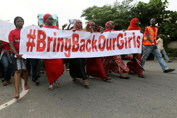 Nigerian leader meets with 82 Chibok schoolgirls