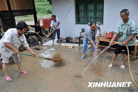 湖南洪江罕見特大暴雨造成11人遇難[組圖]