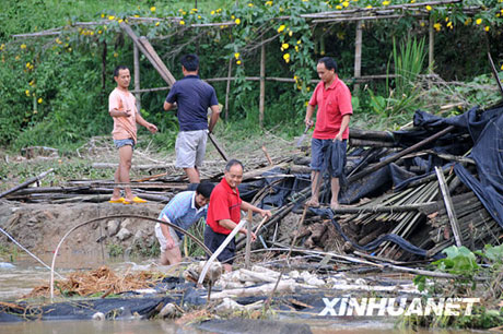 湖南洪江罕見特大暴雨造成11人遇難[組圖]